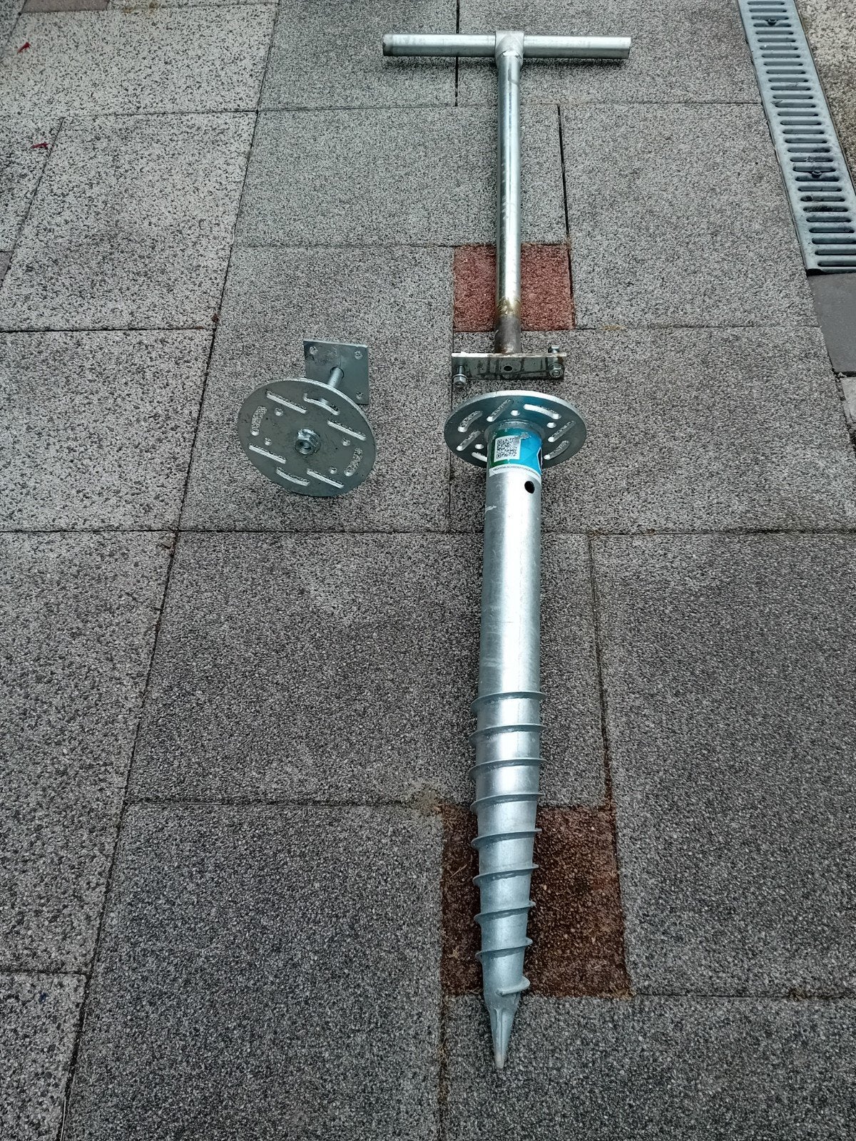 Schroefpaal en indraaisleutel, Doe-het-zelf en Verbouw, Ophalen, Zo goed als nieuw
