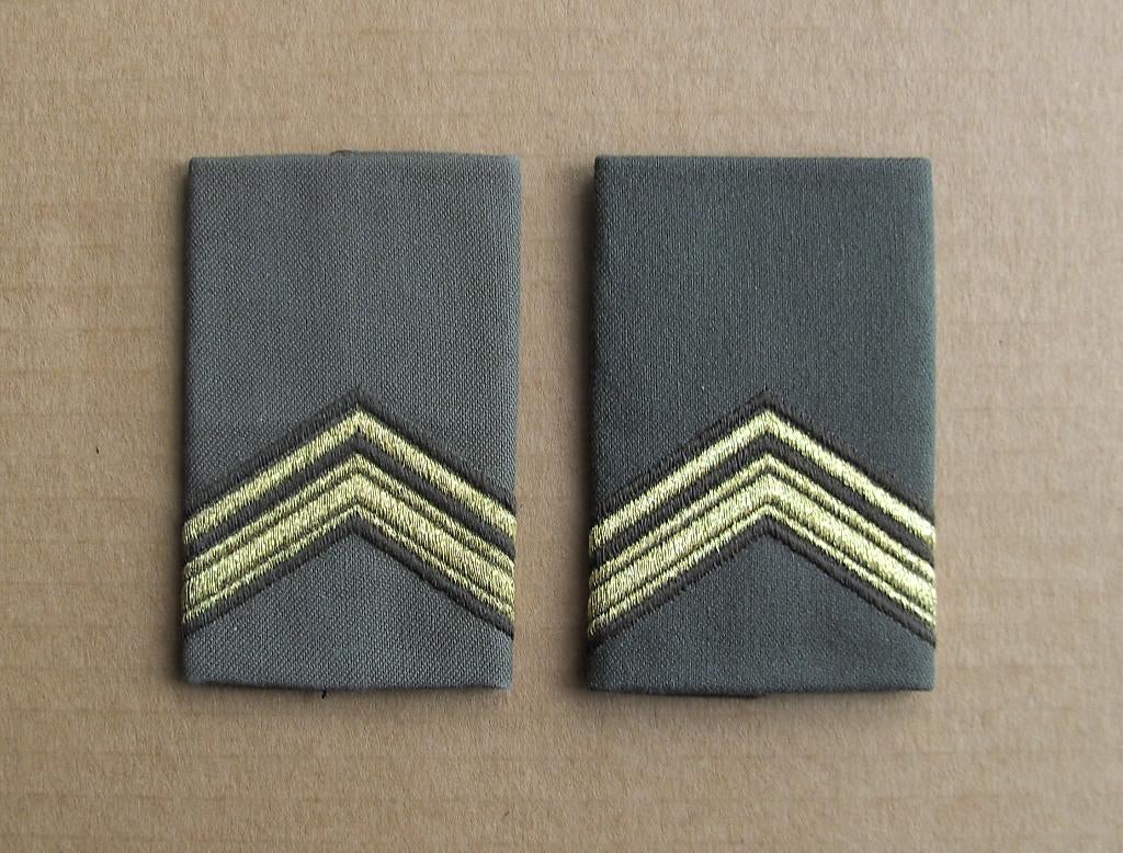 rangen trui  -  Sergeant.1, Ophalen of Verzenden, Landmacht, Nederland, Embleem of Badge