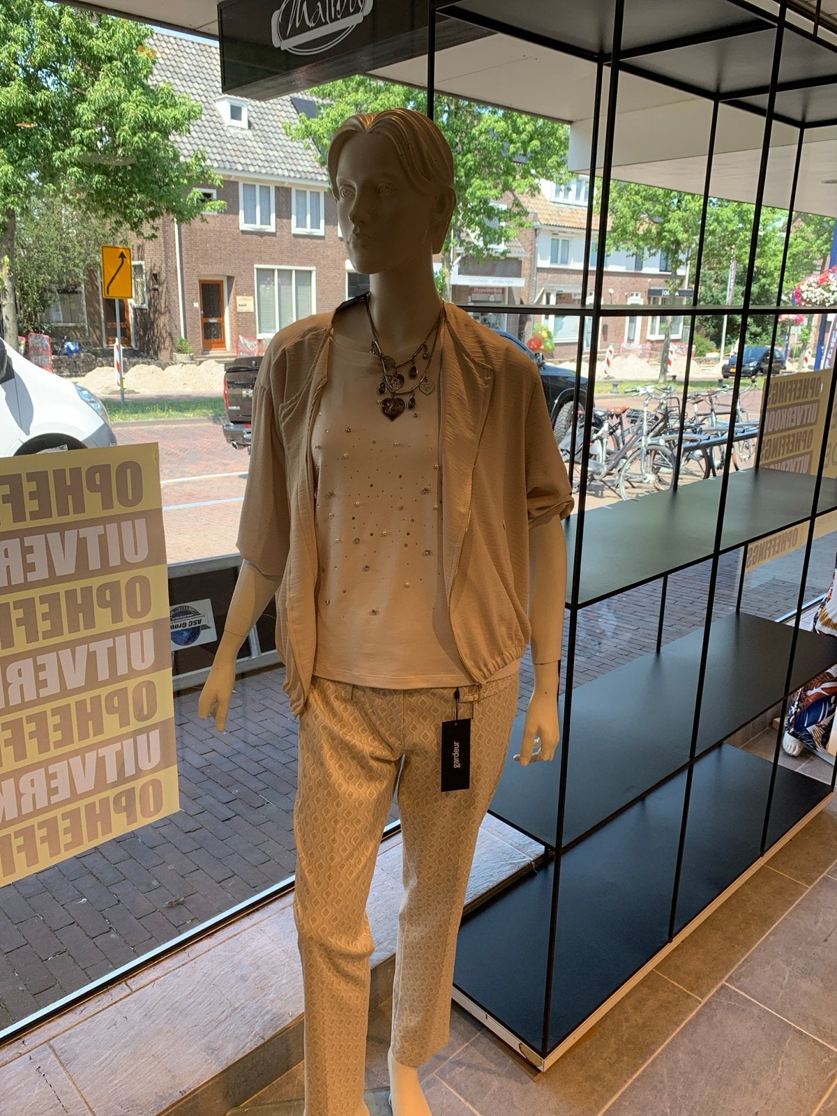 7 etalagepoppen met en zonder hoofd, lichte gebruikssporen, Ophalen of Verzenden, Zo goed als nieuw