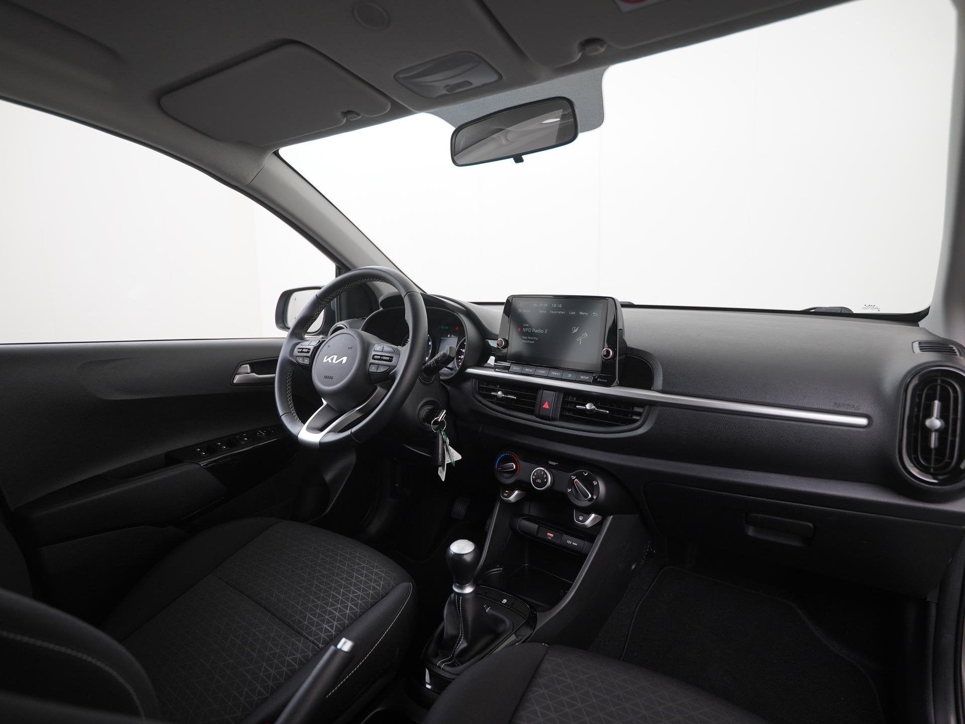 Kia Picanto 1.0 DPi DynamicLine | Camera | CarPlay | Zondag, Voorwielaandrijving, Stof, Gebruikt, 4 stoelen