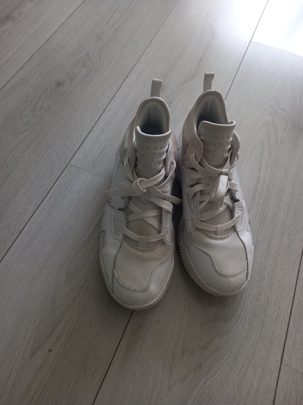 Witte Jordan sneakers, maat 39, Kleding | Dames, Schoenen, Wit, Ophalen of Verzenden, Sneakers of Gympen, Jordan