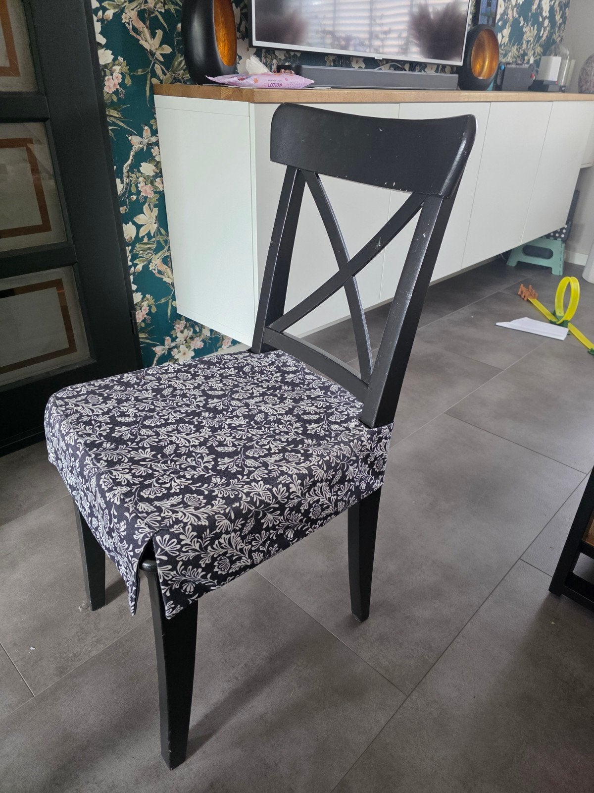 4x nette Ikea Rosentorp eetkamerstoelen met zitkussens, Ophalen, Gebruikt, Zwart, Vier