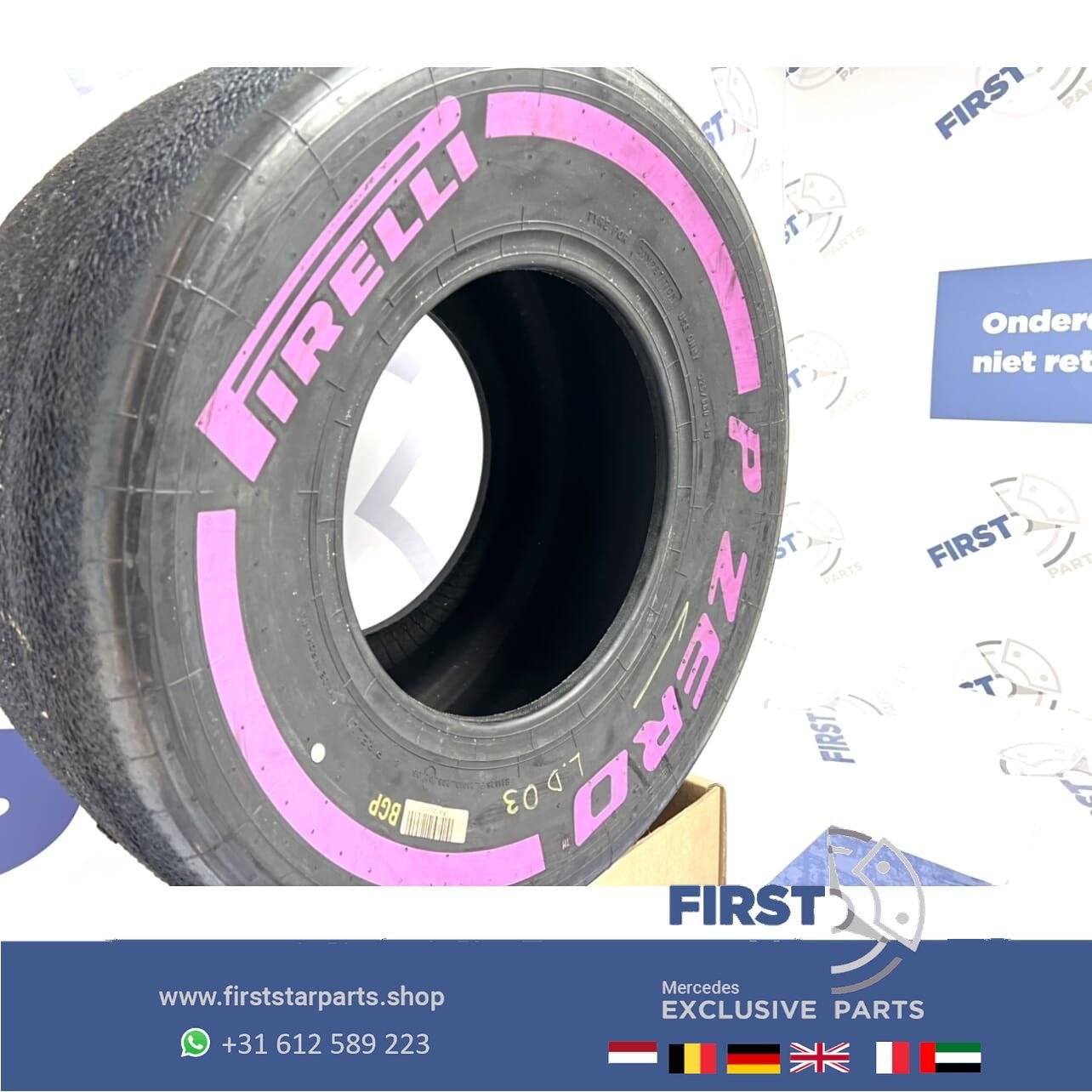 ORIGINELE FORMULE 1 Pirelli P ZERO BAND F1 SLICK SUPER SOFT, -, -, Nieuw, Ophalen of Verzenden
