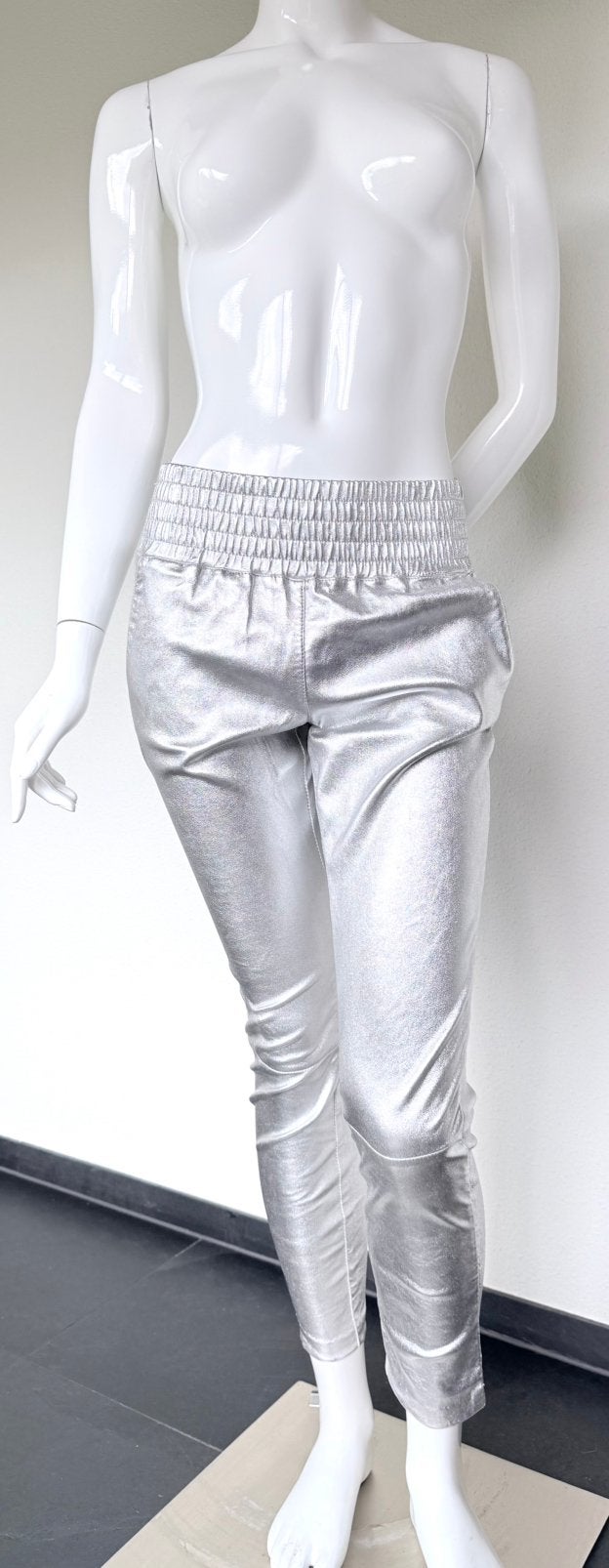 IBANA LEREN BROEK, ZILVER MAAT S (NEW €499,95) NIEUW💖💖💖, Kleding | Dames, Broeken en Pantalons, Overige kleuren, Nieuw, Ophalen of Verzenden