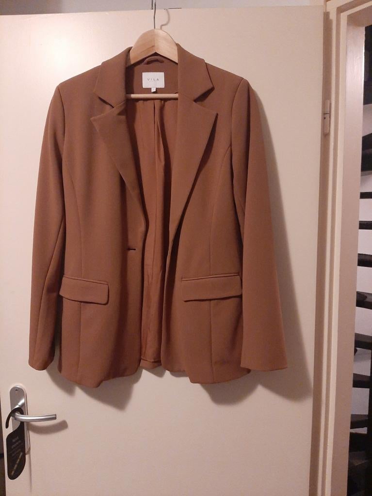Nieuwe VILA blazer - Stijlvol en veelzijdig, Maat 38/40 (M), VILA, Bruin, Nieuw