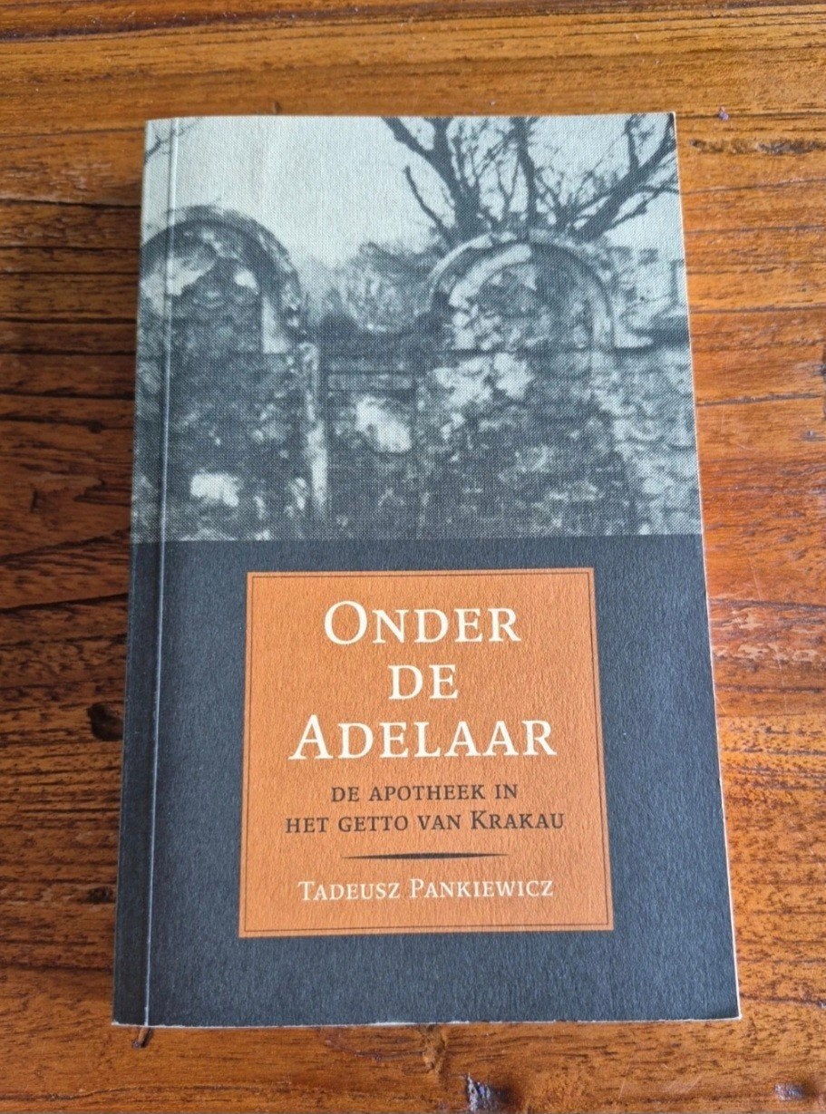 T. Pankiewicz - Onder de adelaar, Gelezen, Europa overig, Ophalen of Verzenden, T. Pankiewicz