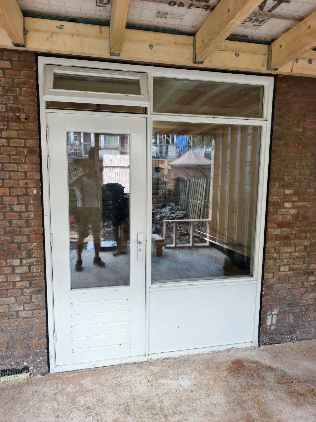 Hardhouten kozijn met deur - 198x258 cm, Gebruikt, Verzenden, Buitendeur, Glas