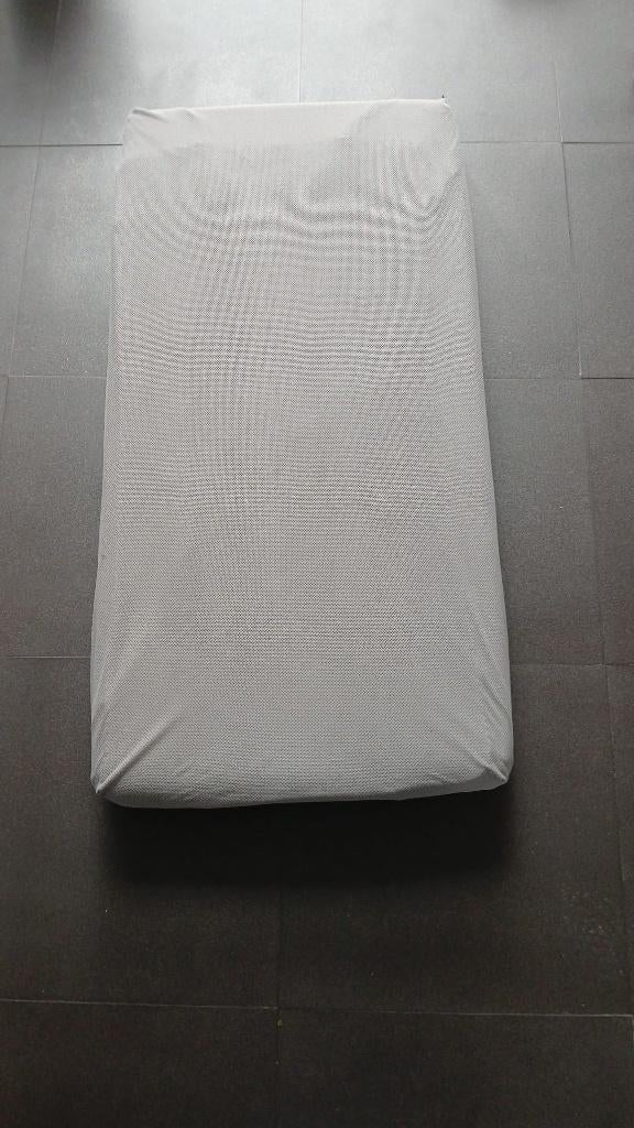 Aerosleep matras, Ophalen, Zo goed als nieuw, Ledikant