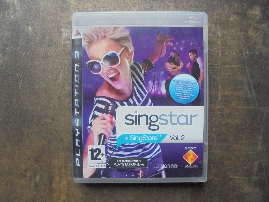 SingStar Volume 2 voor PS3 (zie foto's) II, Spelcomputers en Games, Muziek, Gebruikt, Ophalen of Verzenden, 3 spelers of meer