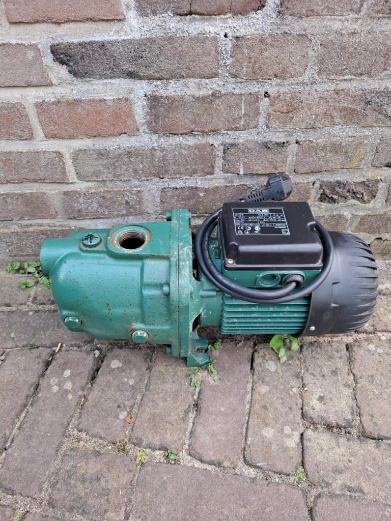 Dab 132M waterpomp, Ophalen, Zo goed als nieuw, Beregeningspomp