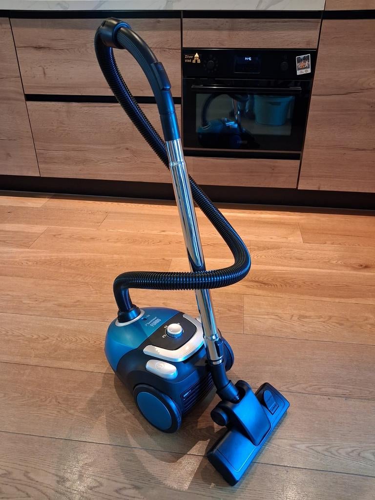 Bestron Furbo Stofzuiger - Compact en Krachtig, Witgoed en Apparatuur, Stofzuigers, Ophalen of Verzenden, Nieuw, Stofzak, Minder dan 1200 watt