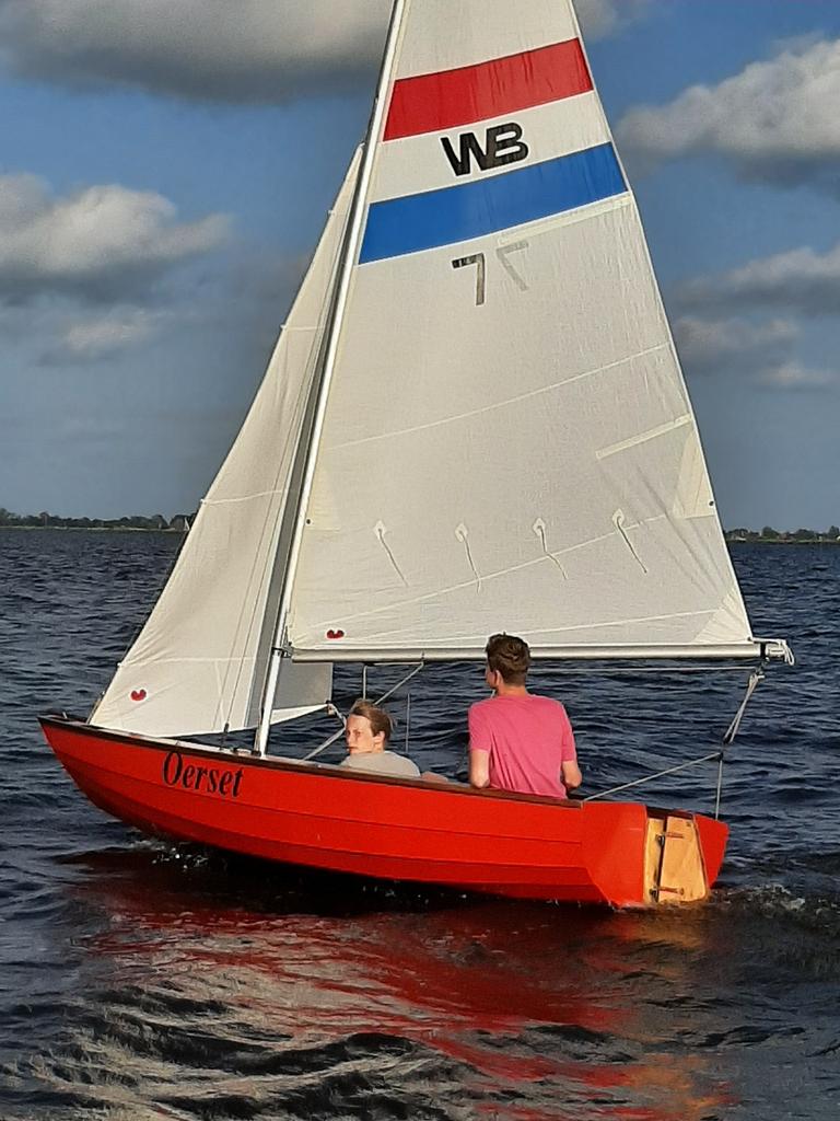 Waarschip WB open zeilbootje + trailer direct te zeilen, Watersport en Boten, Ophalen, Geen motor, Overige typen, Zo goed als nieuw