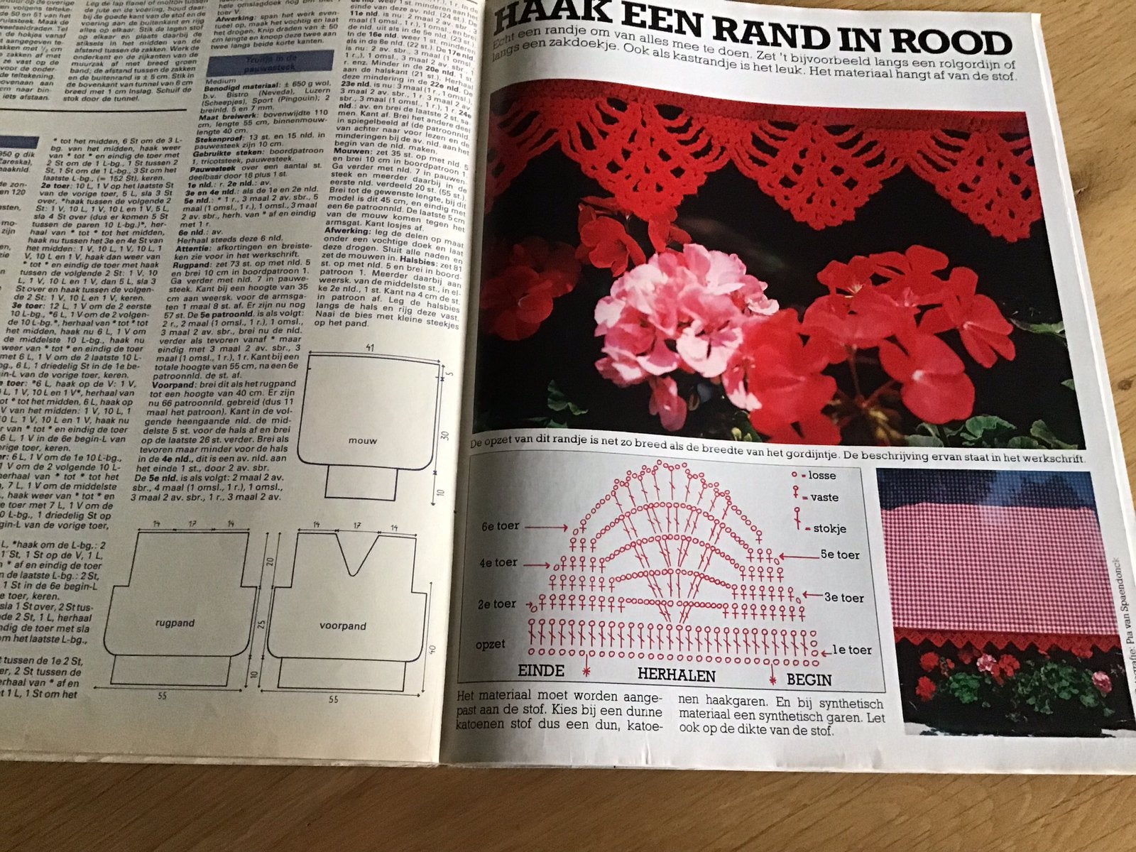 Ariadne handwerken oudere editie, Ophalen of Verzenden, Gebruikt, Breien of Haken, Patroon of Boek