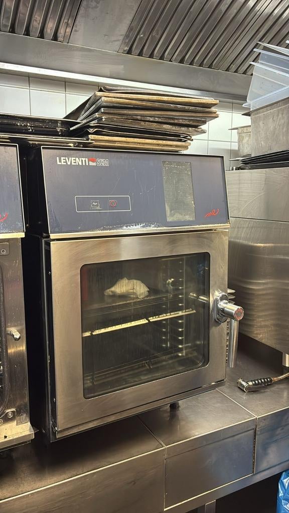 Leventi Slim oven (krachtstroom), Witgoed en Apparatuur, Ovens, Ophalen, Gebruikt, Hete lucht, Oven