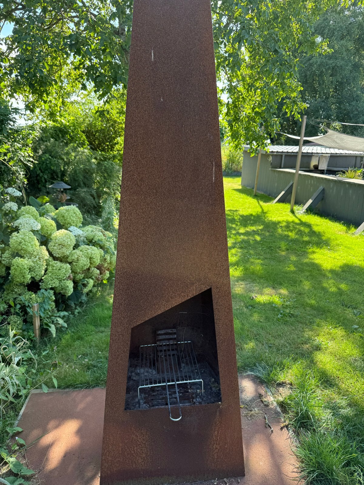Tuinhaard van cortenstaal met barbecuefunctie, Ophalen, Gebruikt
