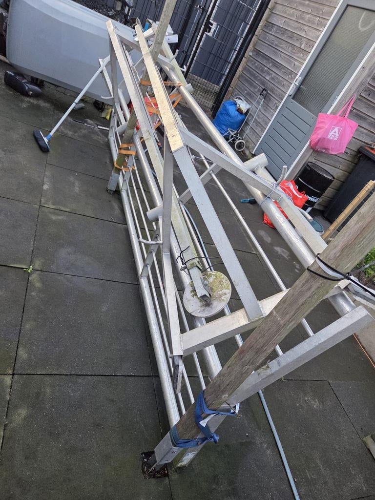 Dakrand beveiliging rs rek, Doe-het-zelf en Verbouw, Steigers, Ophalen, Gebruikt, Daksteiger, 2 tot 5 meter