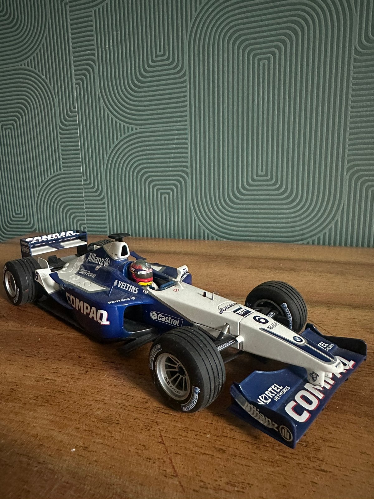 Minichamps 1:18 - Williams BMW FW23 F1 2001 Montoya, Ophalen of Verzenden, Gebruikt, MiniChamps
