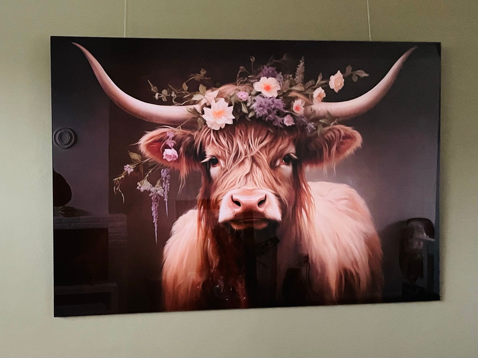 Zo goed als nieuw! Schilderij Schotse Hooglander met bloemen, Huis en Inrichting, 50 – 75, Ophalen of Verzenden, Zo goed als nieuw