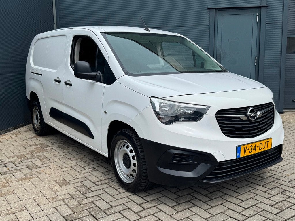 Opel Combo 1.5D L2H1 / Carplay / Pdc, Voorwielaandrijving, 730 kg, Gebruikt, Euro 6