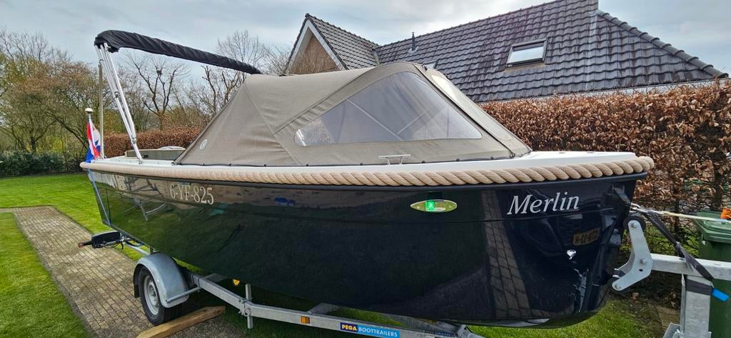 Reitdieper 490XL 2021, 30 PK Suzuki, auto trim, 55 vaaruren!, Ophalen, Zo goed als nieuw, Buitenboordmotor, Polyester
