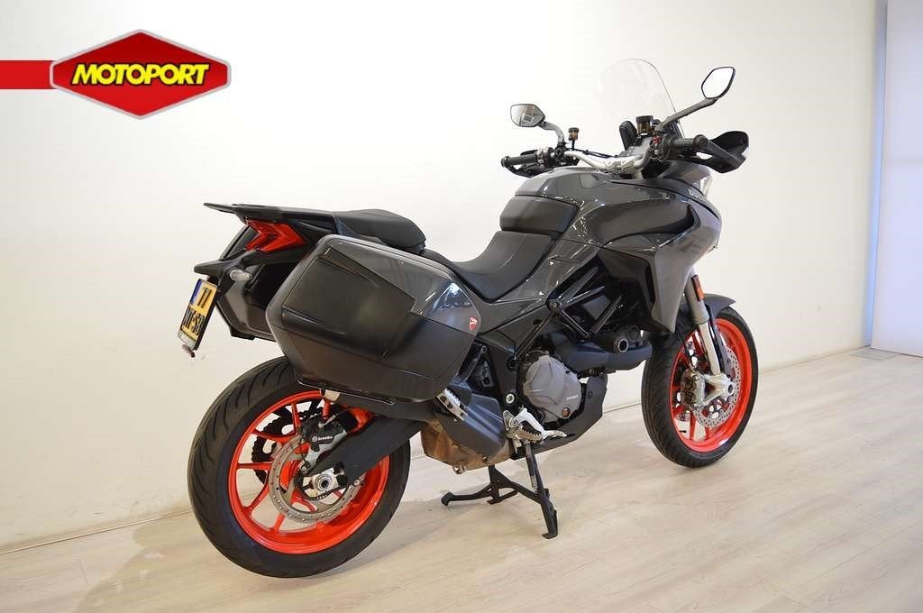 Ducati MULTISTRADA V2 S (bj 2022), Bedrijf, Toermotor, Distributeur@ducati.fr, DUCATI WEST EUROPE SAS
