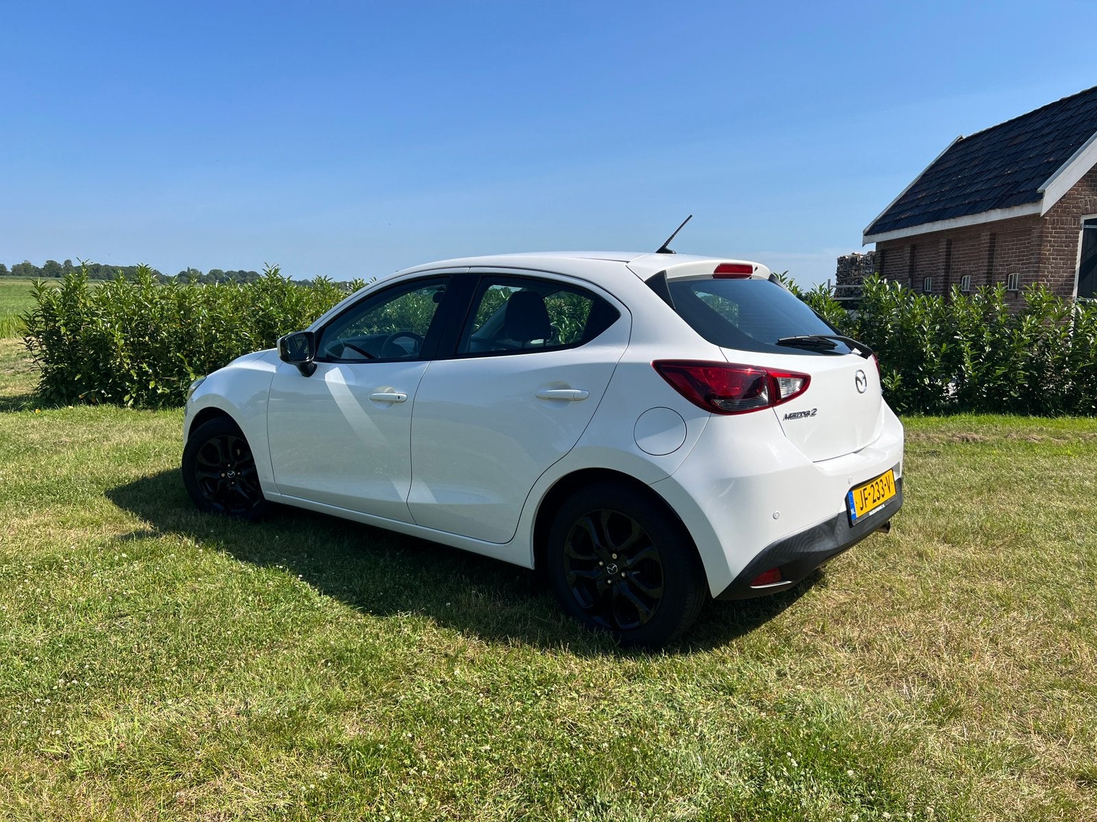 Mazda Mazda2