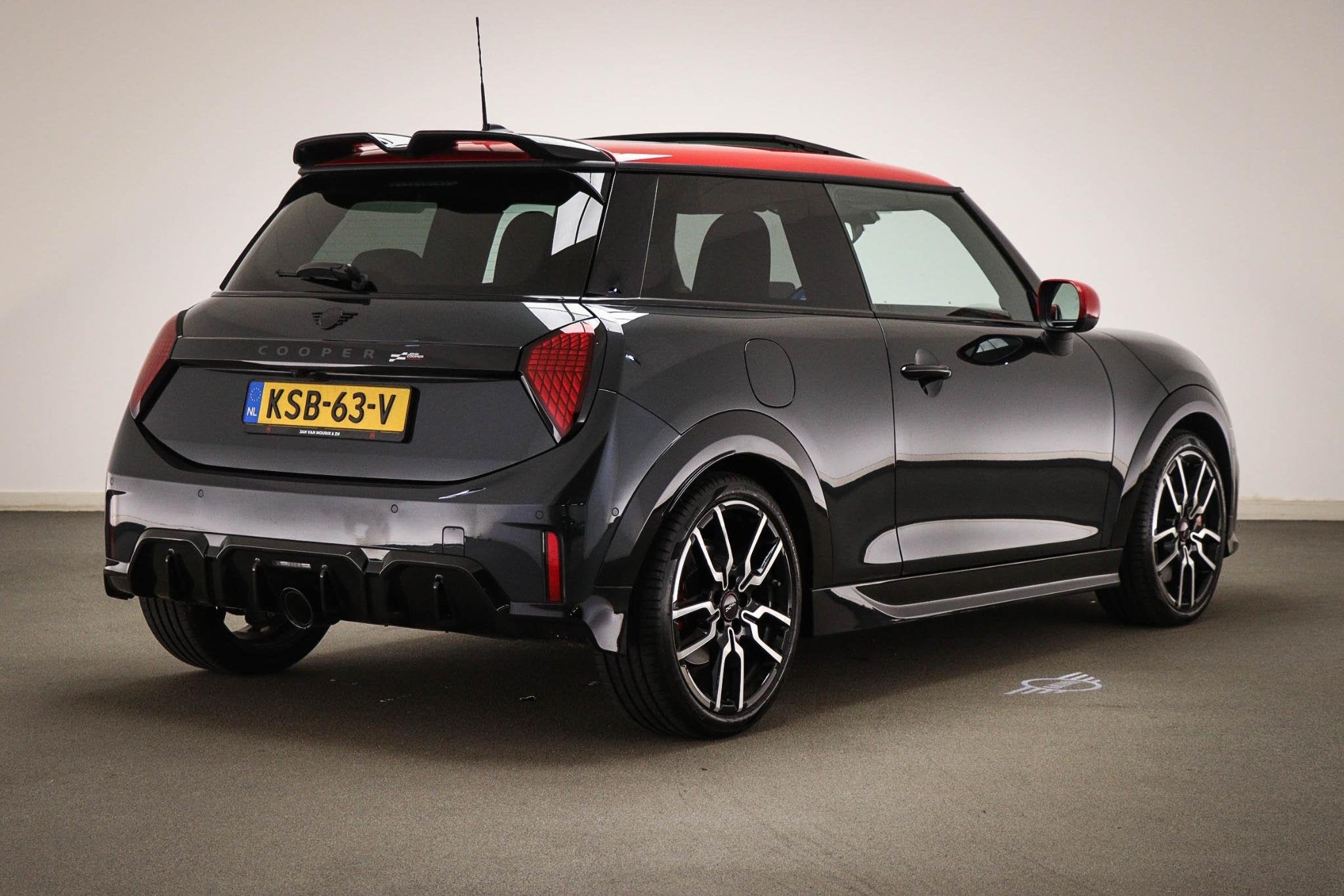 MINI 3-Deurs 2.0 JCW John Cooper Works XL | PANORAMADAK | HE, 15 km/l, Gebruikt, 4 cilinders, Met garantie (alle)