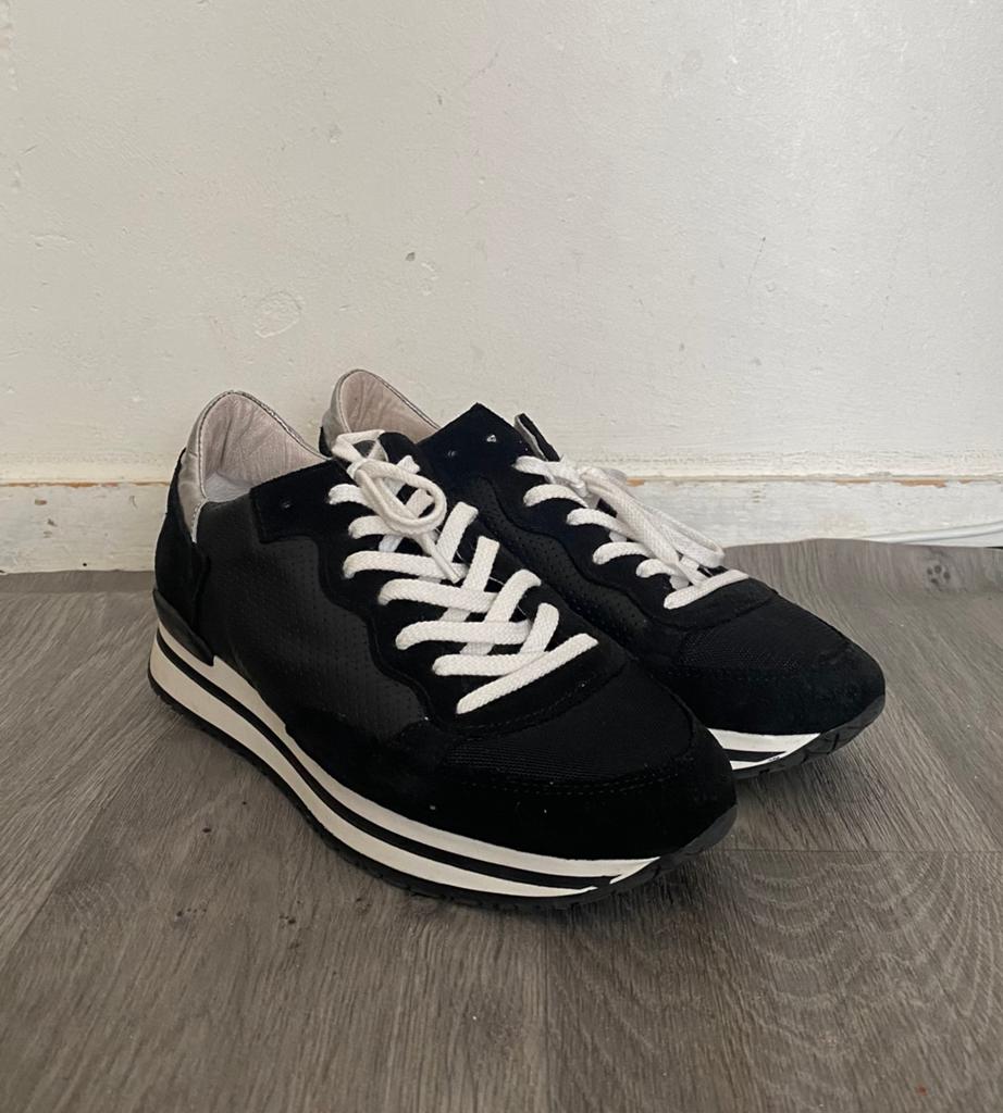 Stefano Lauran zwarte sneakers maat 39, Kleding | Dames, Schoenen, Verzenden, Zwart, Sneakers of Gympen, Zo goed als nieuw
