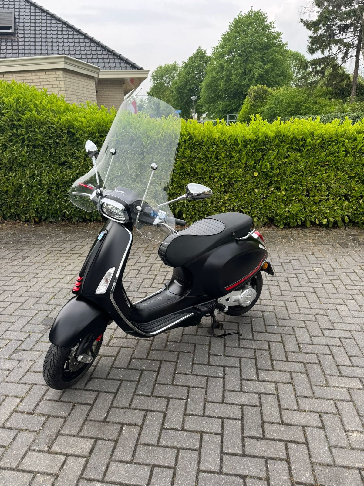 Zeer nette Vespa Sprint 2023 van 1e eigenaar + 2 x helm, Fietsen en Brommers, Scooters | Vespa, Ophalen, Overige modellen, Maximaal 45 km/u