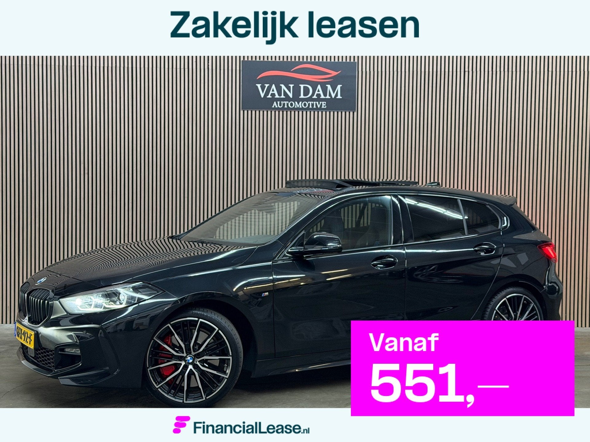 BMW 1-serie 120i M-Pakket 2024 NAP PANO KUIPSTOELEN LED CAME, Gebruikt, 4 cilinders, Zwart, Bedrijf