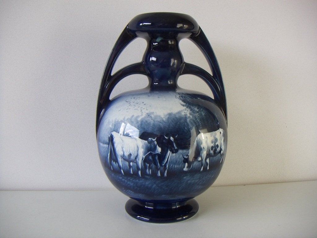 Société Céramique plateel keramiek vaas jr.1905. Dec Koeien, Blauw, Zo goed als nieuw, Steen/keramiek, Handgemaakt