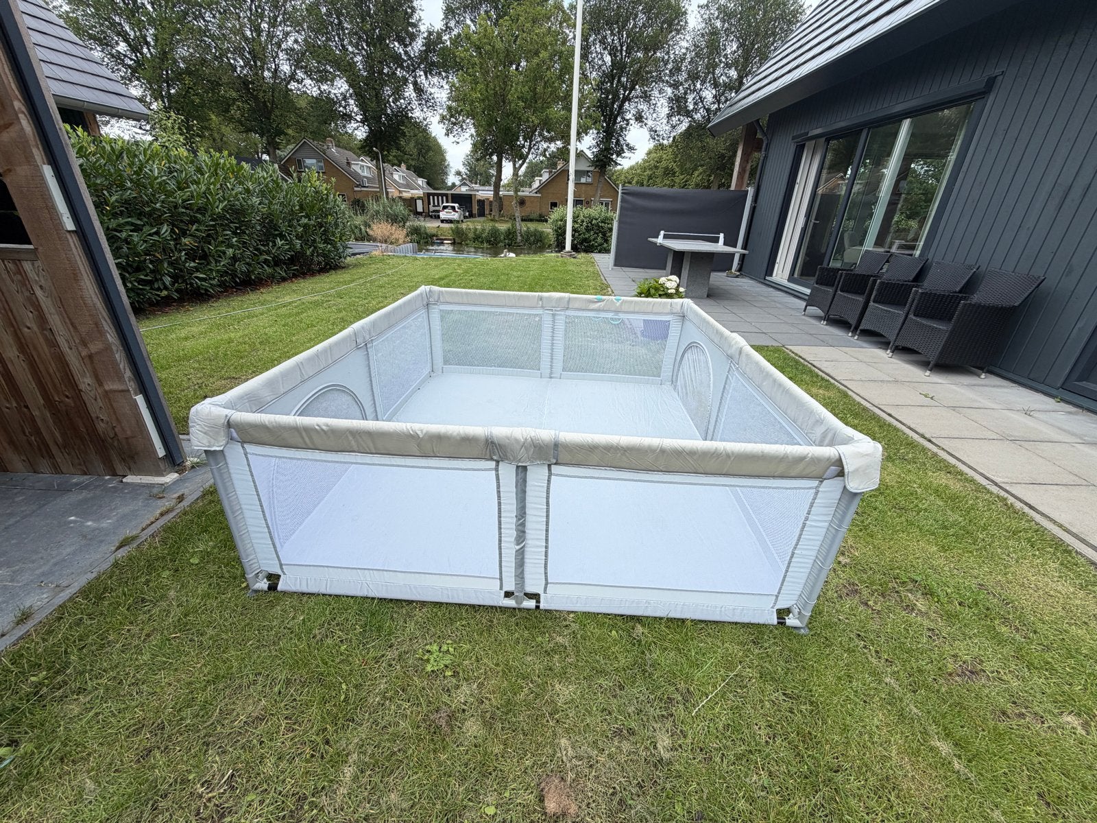 Costway Box - Groot en Veilig Speelparadijs voor Kinderen, Ophalen, Gebruikt, Rechthoekig
