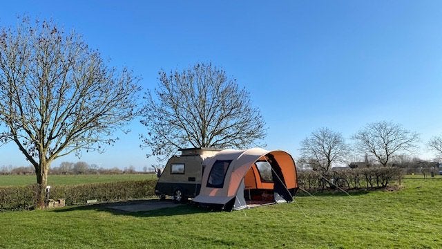 De Waard Bosuil voor kip shelter, Ophalen, Zo goed als nieuw, Tot en met 3