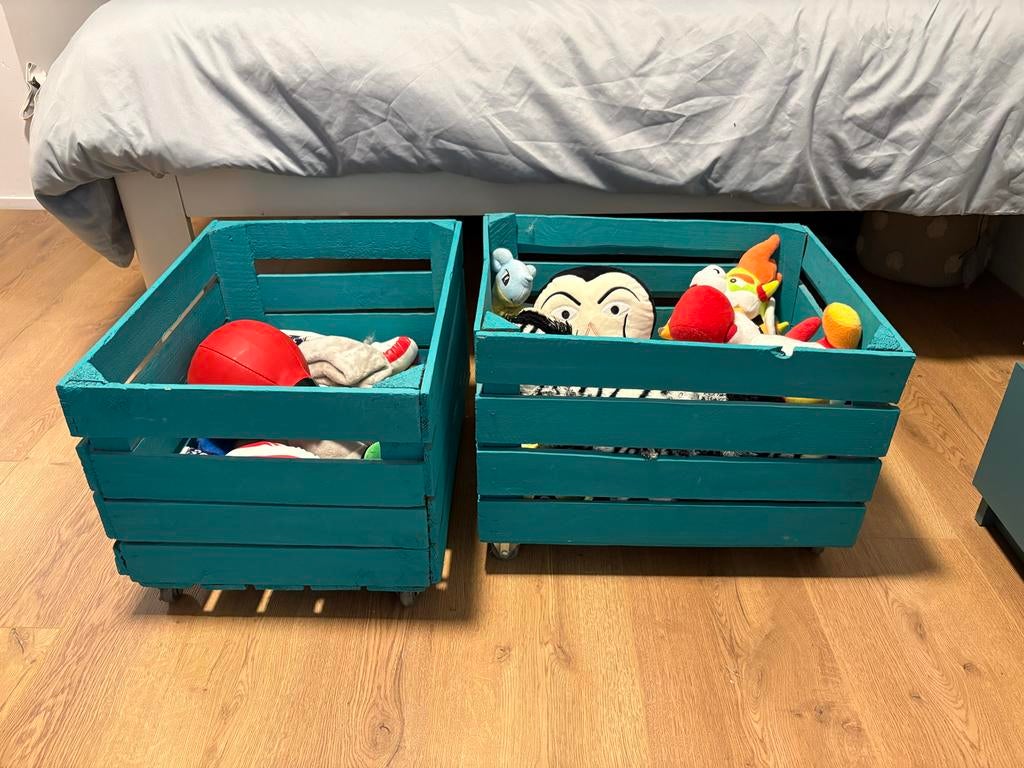 2 aardappelkistjes op wieltjes, turquoise, Gebruikt, 40 tot 60 cm, 50 tot 75 cm, Bak of Kist