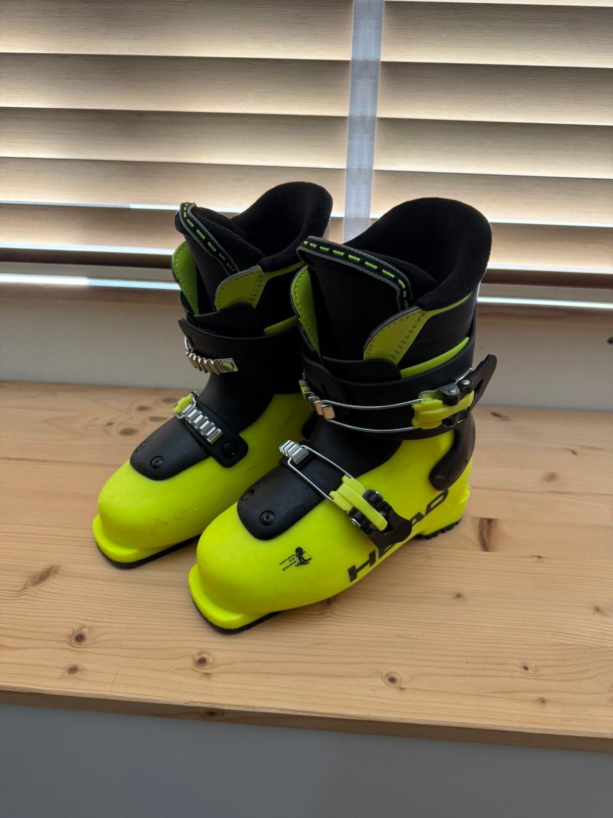 Ski schoenen kids, Sport en Fitness, Schoenen, Ophalen of Verzenden, Zo goed als nieuw, Skiën
