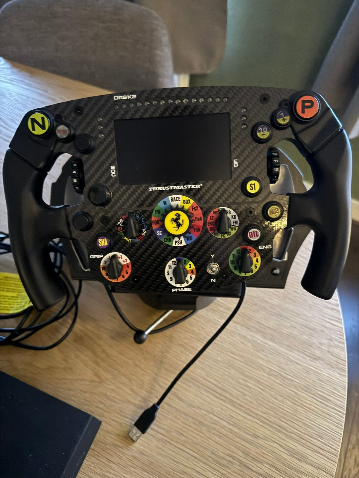 Thrustmaster sim race, Spelcomputers en Games, Ophalen, Gebruikt, Stuurtje of Sportattribuut