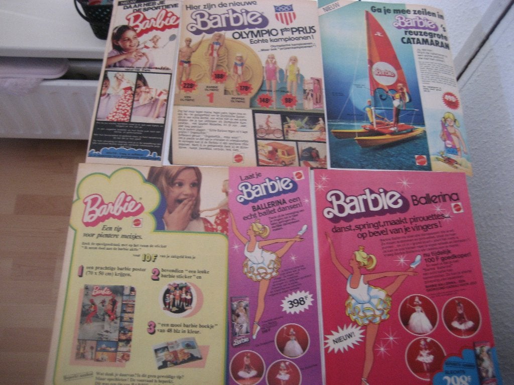 partij oude barbie vintage reclame knipsels, Verzamelen, Ophalen of Verzenden, 1960 tot 1980, Nederland, Knipsel(s)
