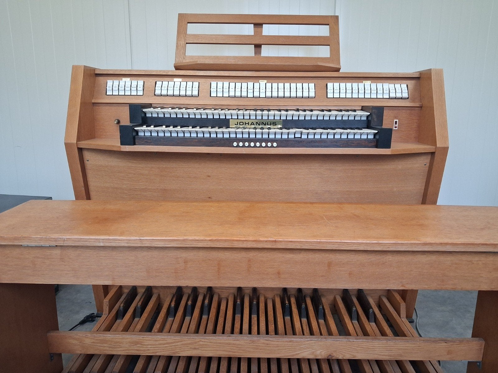 Johannes orgel werkend gratis afhalen moet weg, Muziek en Instrumenten, Ophalen, Gebruikt, 2 klavieren, Orgel