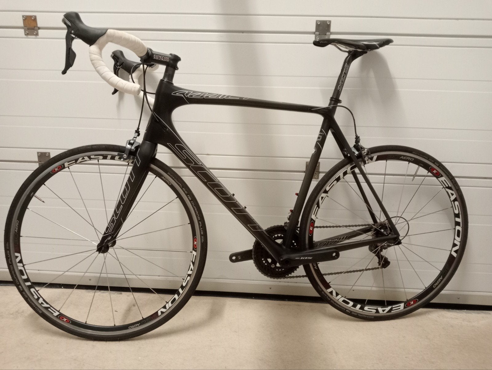 Scott Addict 10 (L), Carbon, Meer dan 20 versnellingen, 53 tot 57 cm, Ophalen