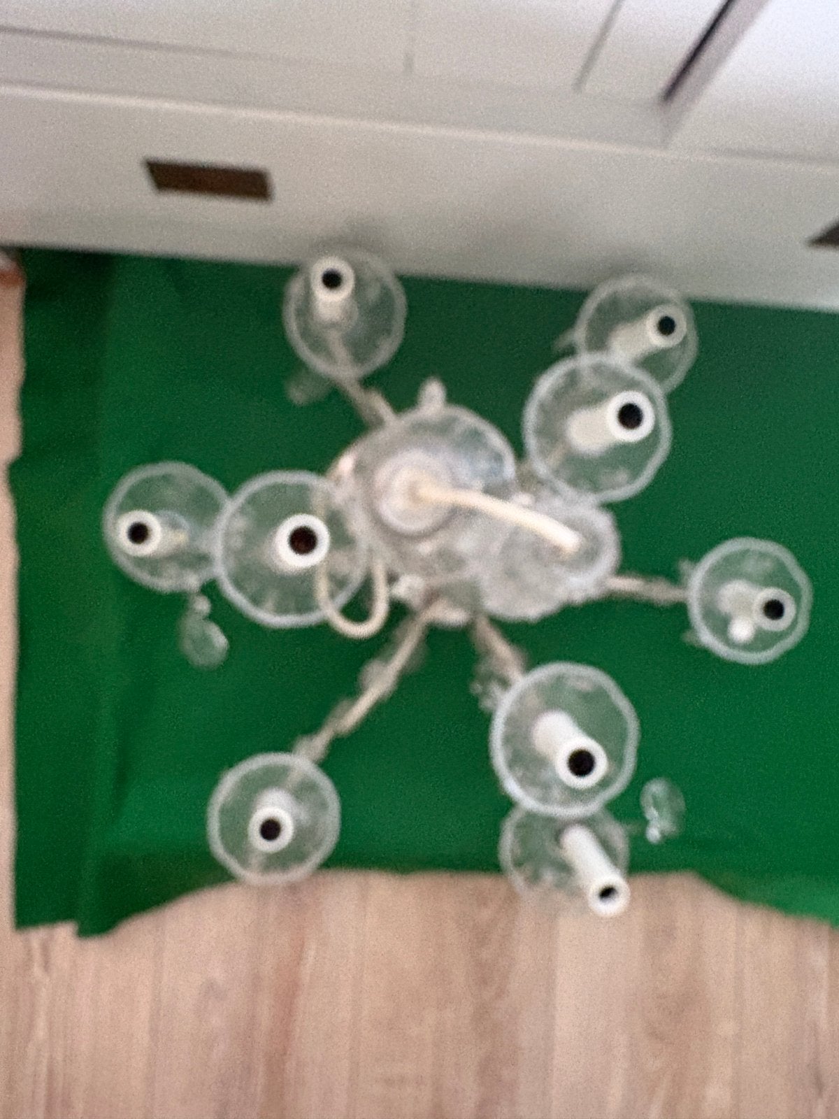Kroonluchter, werkend en met plafond afwerking, Huis en Inrichting, Lampen | Kroonluchters, Ophalen, Gebruikt, E14 (klein), Glas