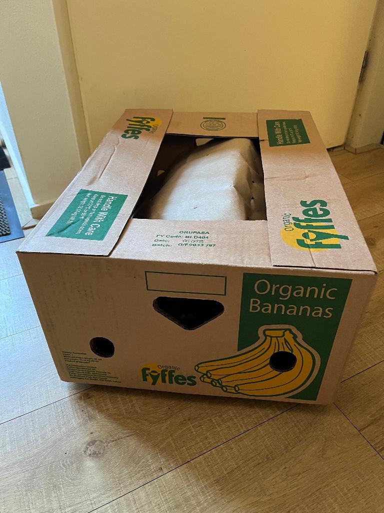 mystery box kleding dames meisje bananendoos set vuilniszak, Ophalen, Gebruikt