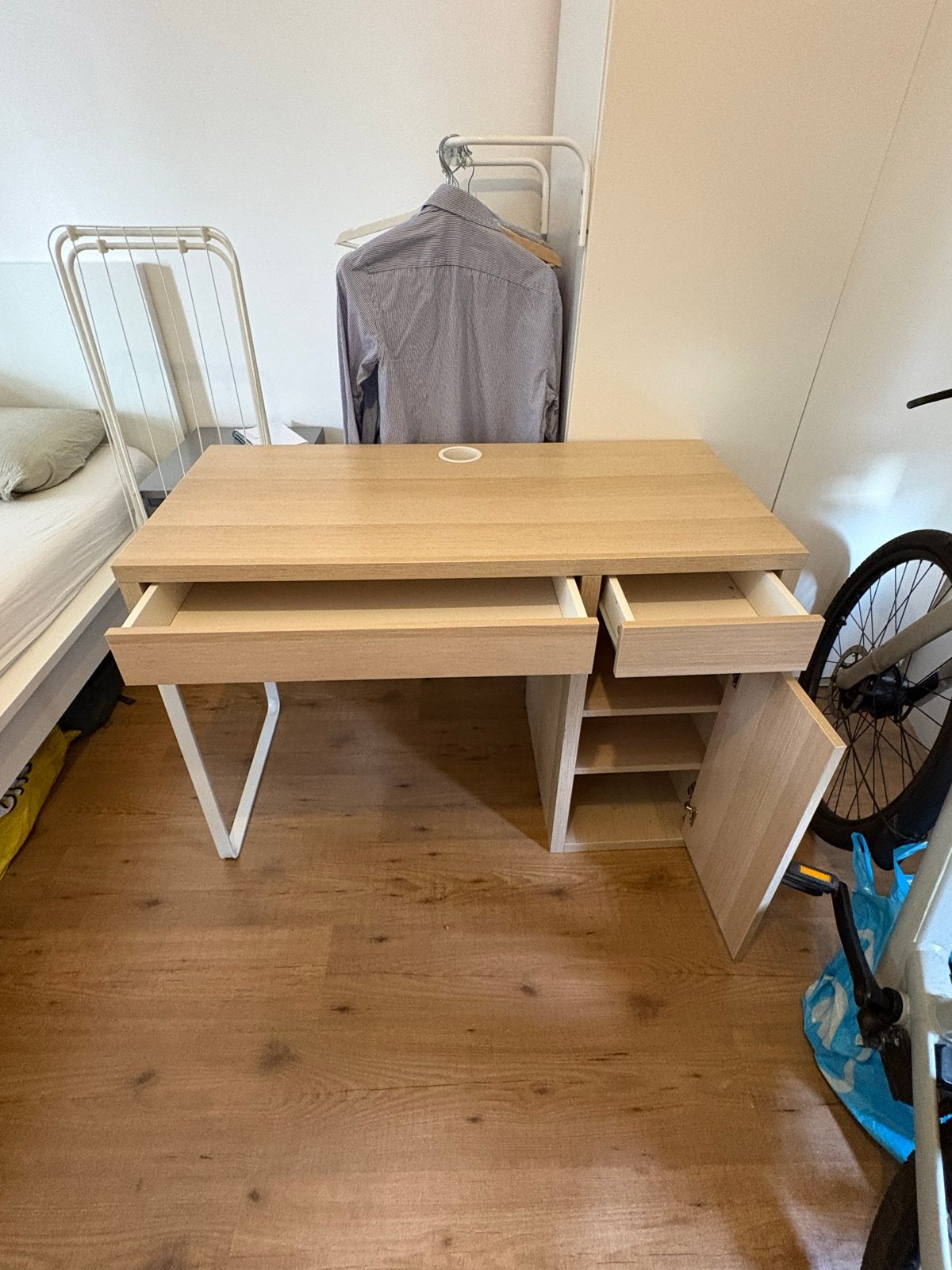 Modern bureau met lades en opbergruimte, Met lades, Spaanplaat of MDF, Bruin, Ophalen of Verzenden
