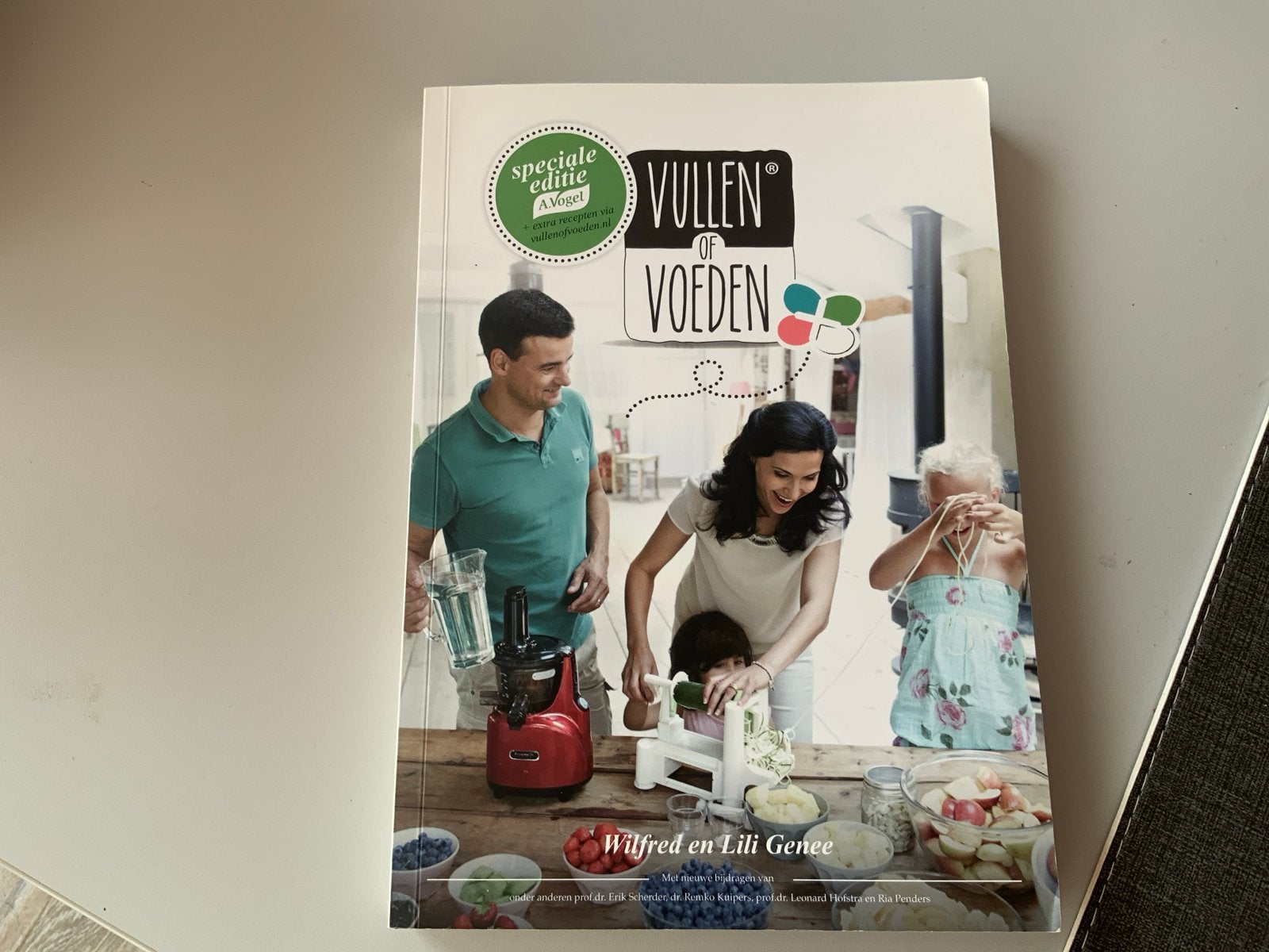 Vullen of Voeden - Wilfred en Lili Genee kookboek, Hoofdgerechten, Ophalen of Verzenden, Zo goed als nieuw, Gezond koken
