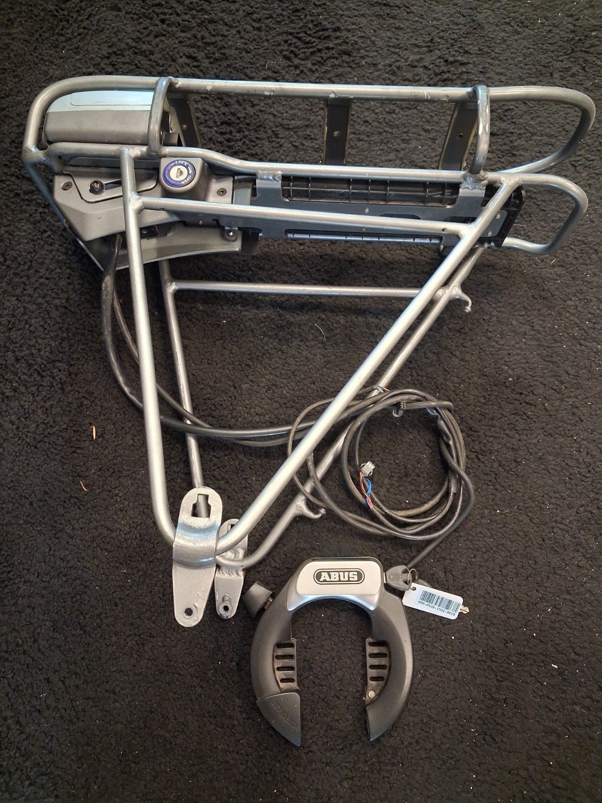 Giant Twist Go+ bagagedrager / slede / controller / slot, Ophalen