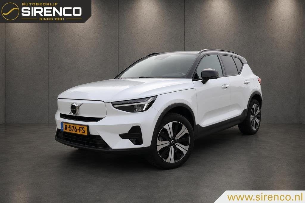 Volvo XC40 Recharge Plus 70 kWh |soh 94.8% | adaptieve cruis, Auto's, Zwart, Met garantie (alle), Leder en Stof, Wit