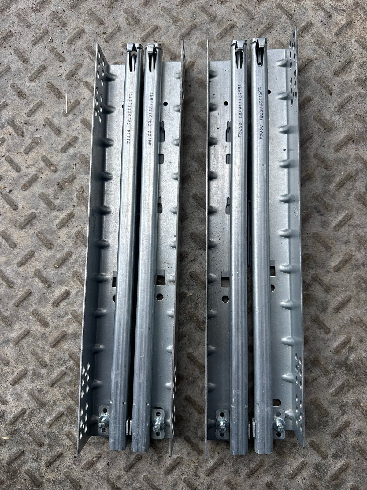 Ladegeleiders Hettich Quadro V6, 2 stuks, Huis en Inrichting, Minder dan 50 cm, Gebruikt, 1 of 2 laden, Ophalen of Verzenden