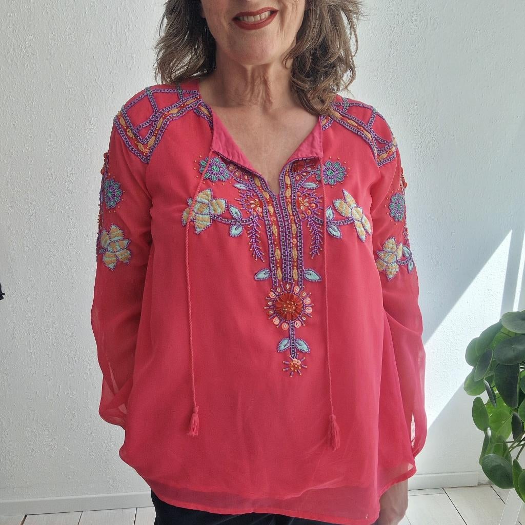 Antik Batik blouse. Maat 38. Koraalrood, Maat 38/40 (M), Overige kleuren, Nijmegen, Verhip-vintage.nl