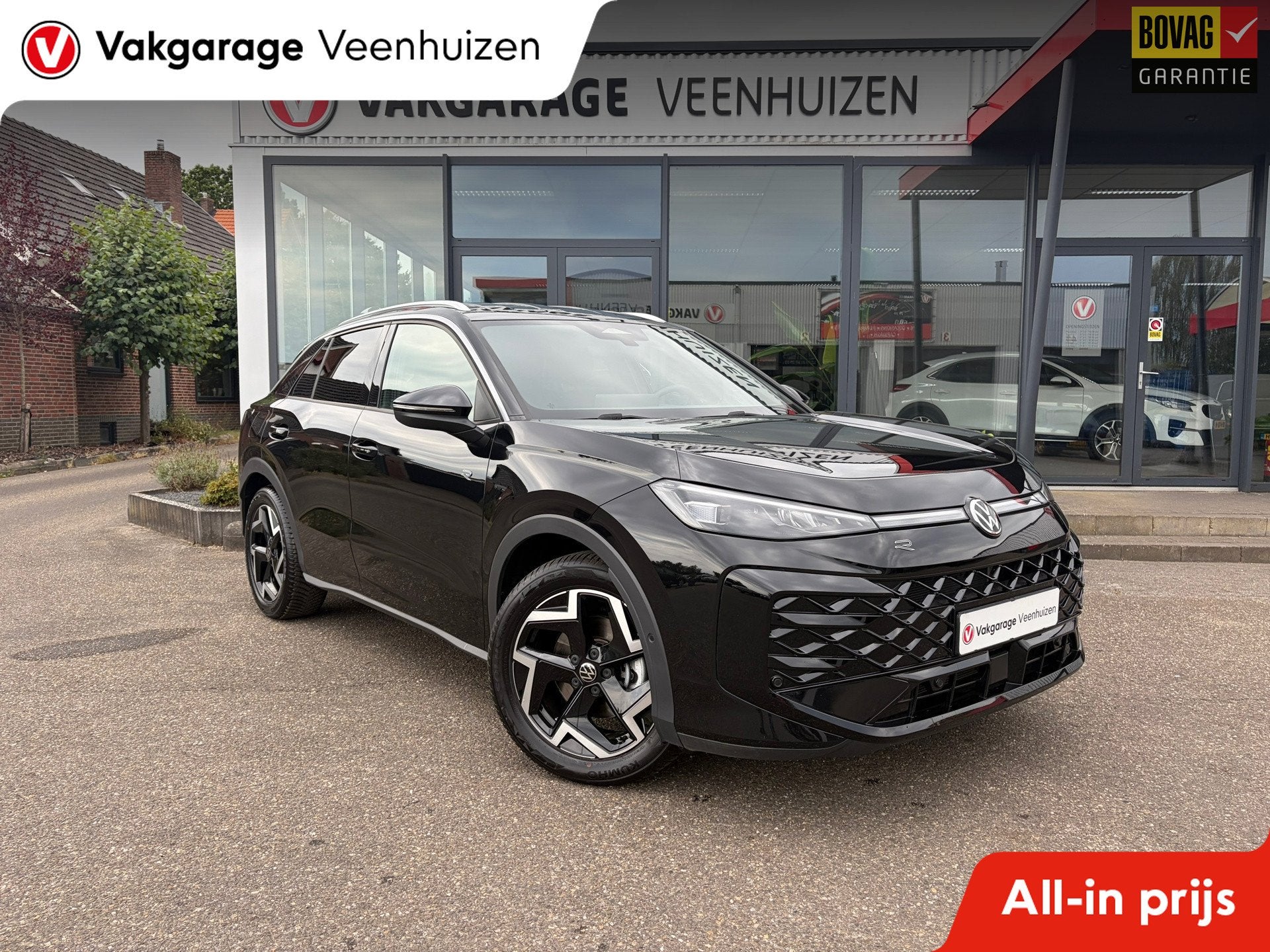 Volkswagen T-Roc 1.5 eTsi R-Line First Edition 150PK|Rijklaa, Zwart, 4 cilinders, Alcantara, Zwart