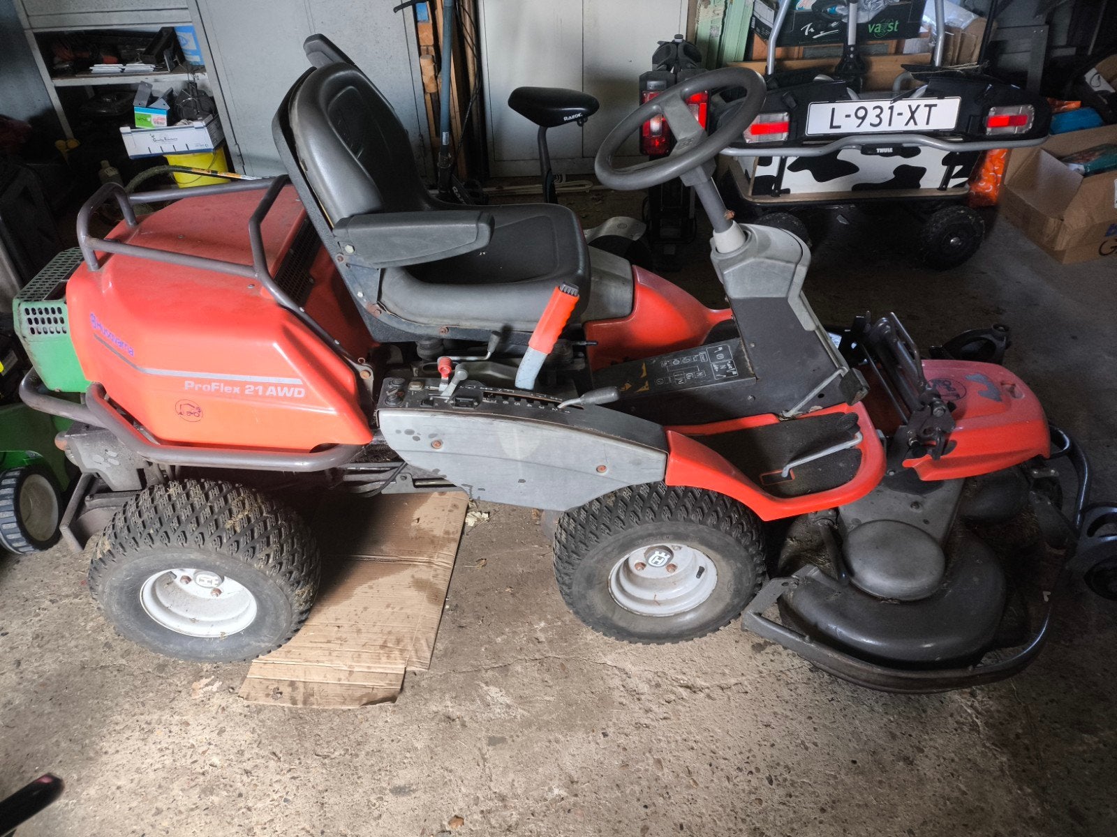 Husqvarna Zitmaaier Pro AWD 4x4 - Nette Machine, Ophalen, Gebruikt, Benzine-grasmaaier, 50 cm of meer