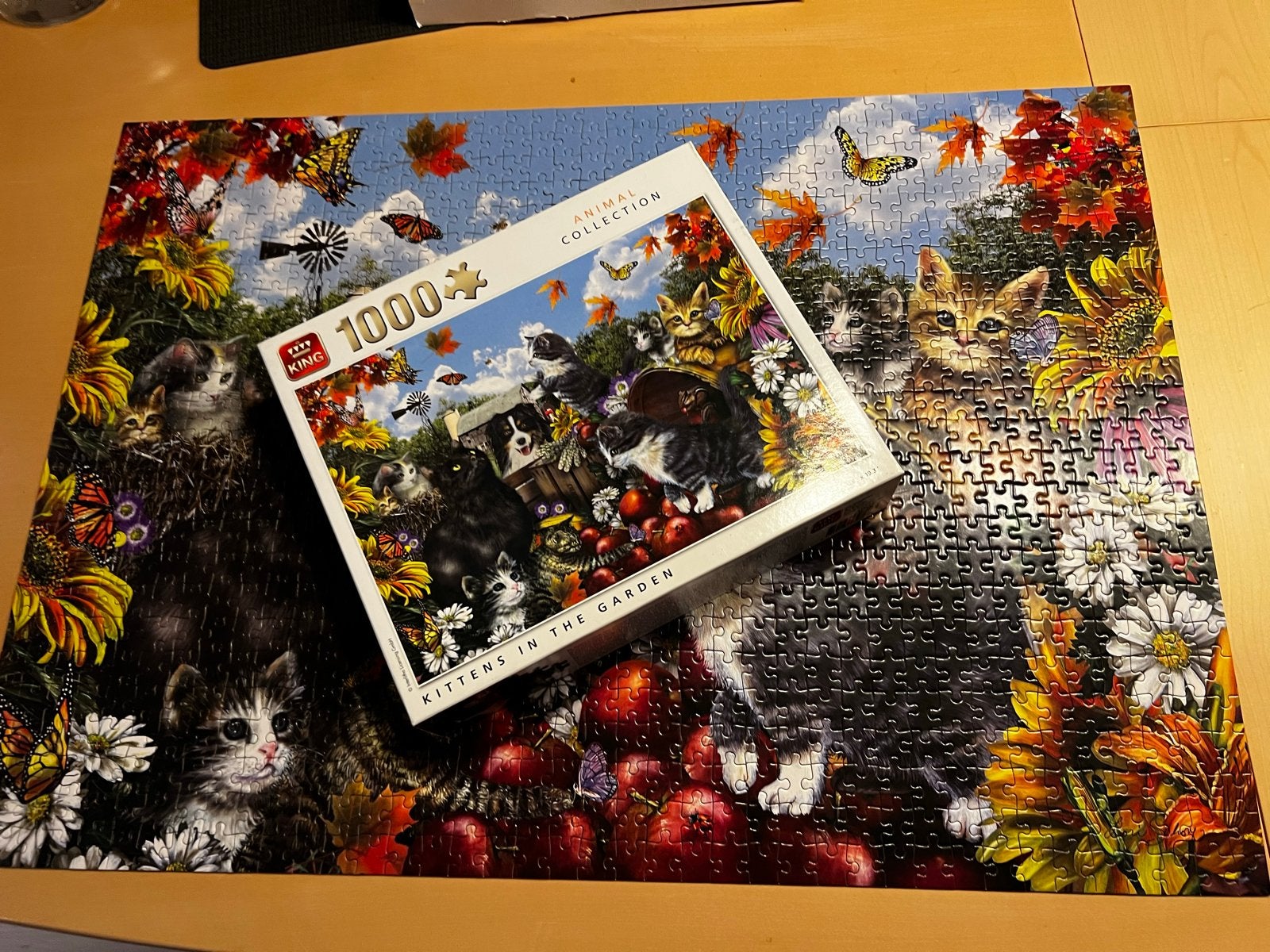 King Legpuzzel 1000 stukjes - Kittens in the Garden, Ophalen of Verzenden, 500 t/m 1500 stukjes, Zo goed als nieuw, Legpuzzel